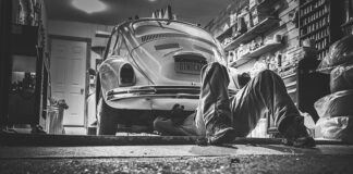 Jak naprawić noski w okularach?