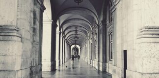 Czy okrągłe okulary są modne?