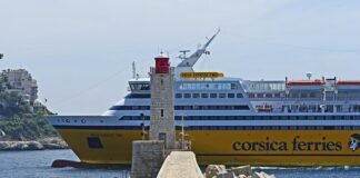 Jak zrobić lewatywę oczyszczająca?