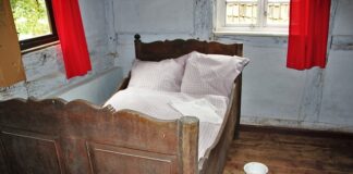 Ile kosztuje nocnik grający?